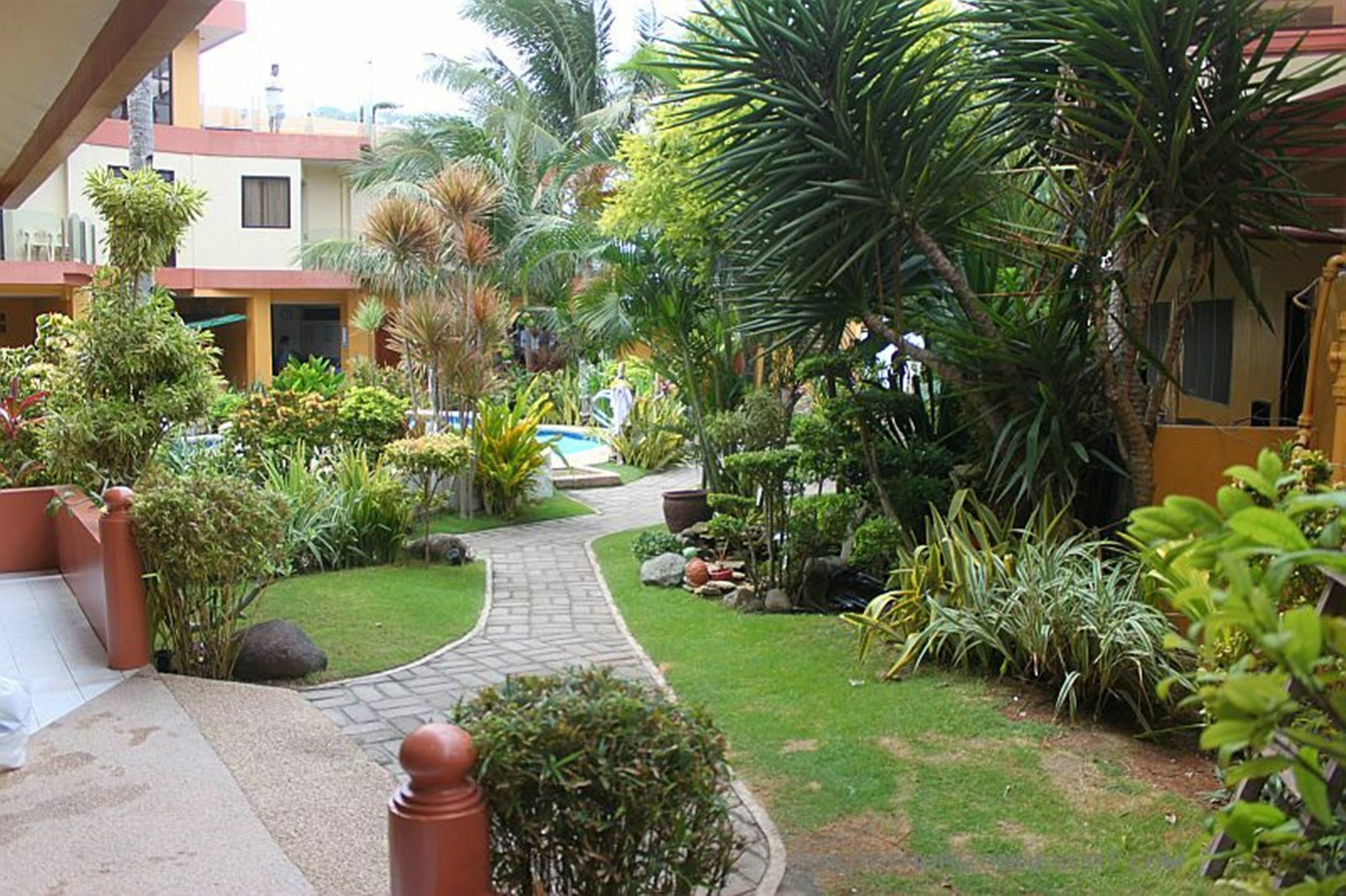 Lost Horizon Beach Dive Resort Bohol Eksteriør bilde