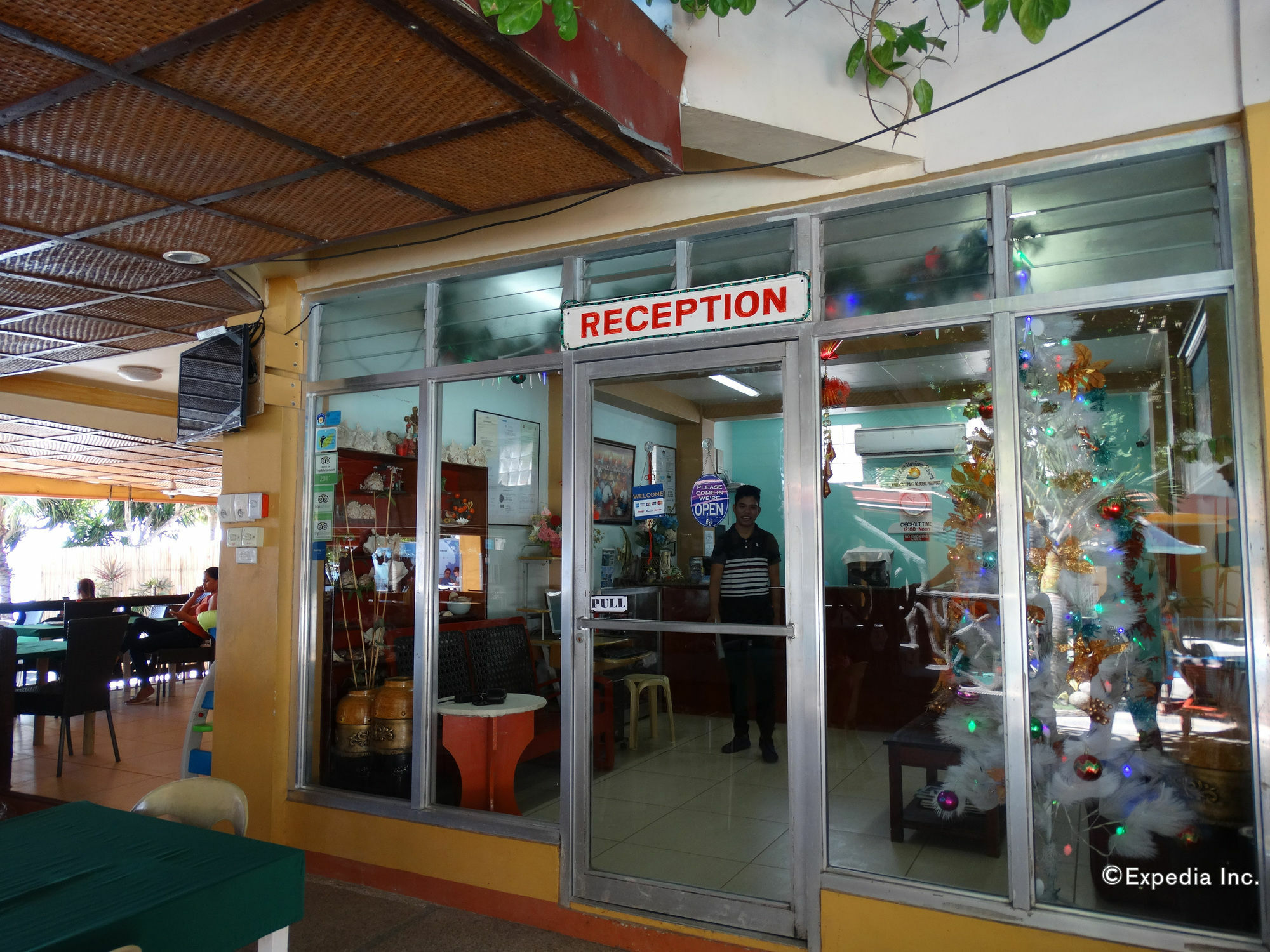 Lost Horizon Beach Dive Resort Bohol Eksteriør bilde